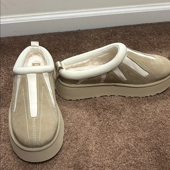 Brand new Ugg Woman size 11